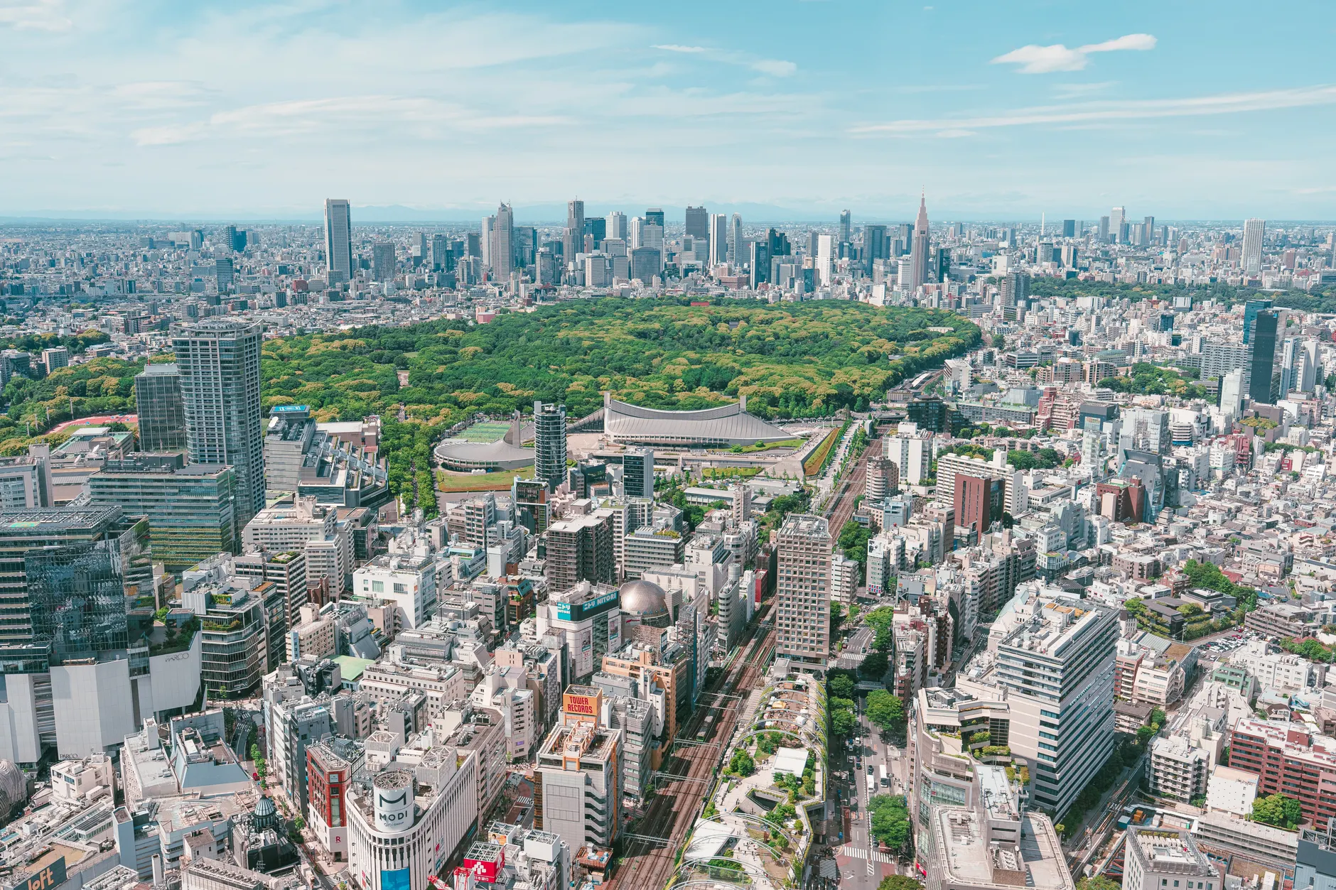 東京六本木全攻略2026|從預算規劃到拍照角度都有 東京六本木全攻略2026|從預算規劃到拍照角度都有