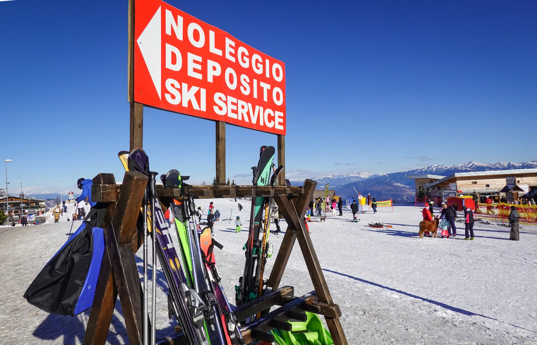 日本滑雪裝備租借女子旅行指南|2026安全又好拍的路線 日本滑雪裝備租借女子旅行指南|2026安全又好拍的路線