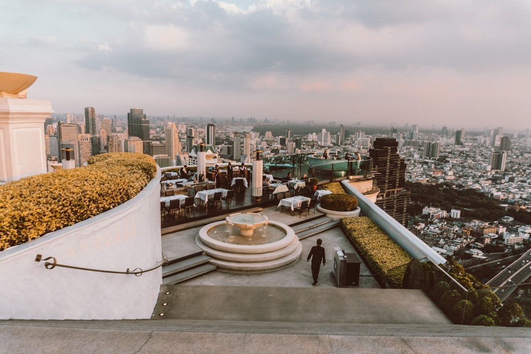 泰國露天酒吧推薦 rooftop bar2026圖片2|攻略